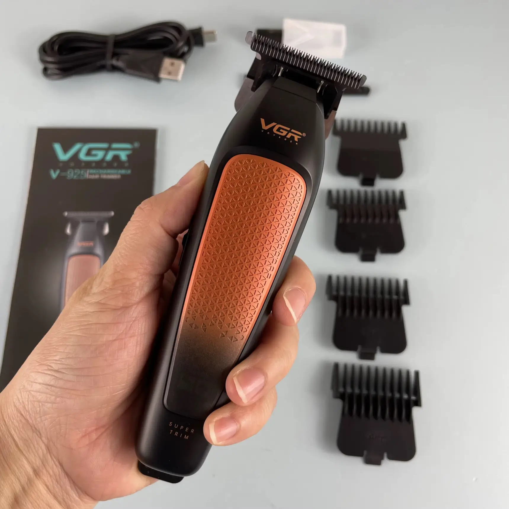 ماشین اصلاح موی سر و صورت وی‌جی‌آر مدل V-925